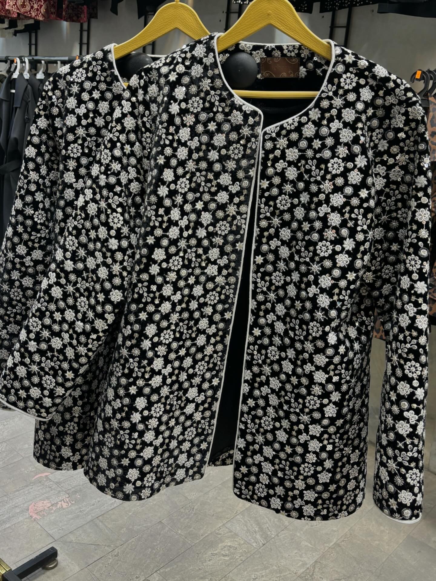 کت زنانه مخمل مجلسی گل ریز